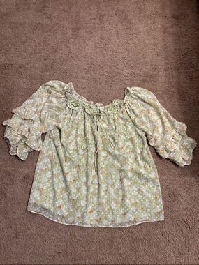 Cato Pale Green Floral Peasant Blouse with Ruffle Sleeves